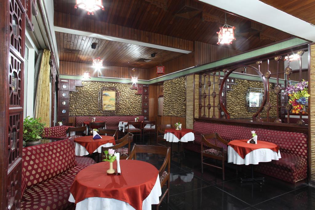 Hotel Jammu Ashok ภายนอก รูปภาพ