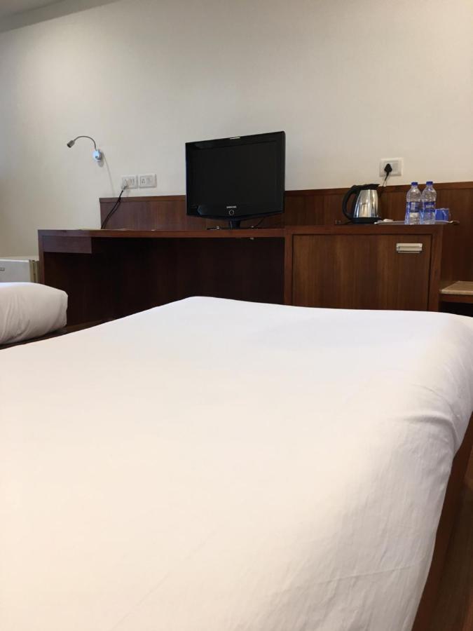 Hotel Jammu Ashok ภายนอก รูปภาพ