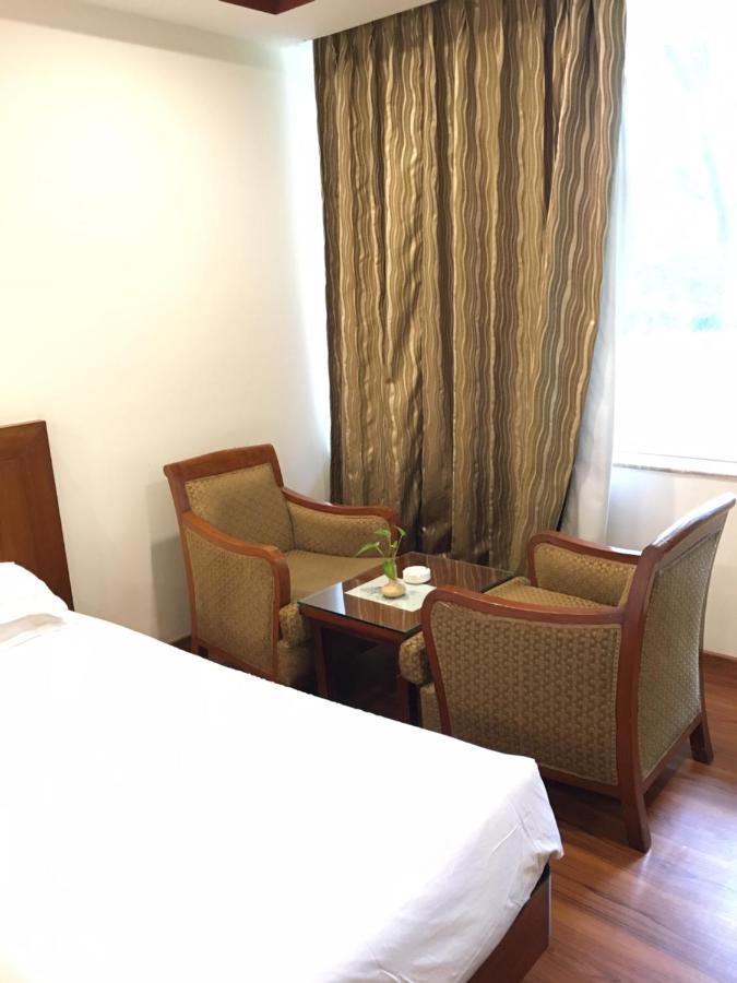 Hotel Jammu Ashok ภายนอก รูปภาพ